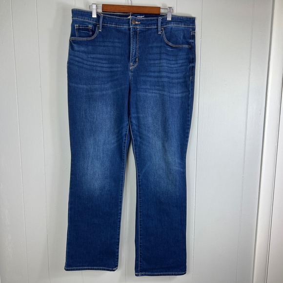 Old Navy Kicker Boot Cut High Rise Women's Jeans Dark Wash Size 18 - Picture 1 of 5